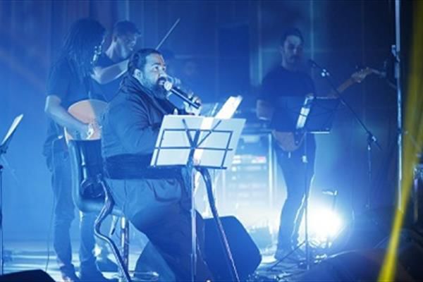 اعتراض ها به کنسرت مختلط رضا صادقی کنار مزار شهدا