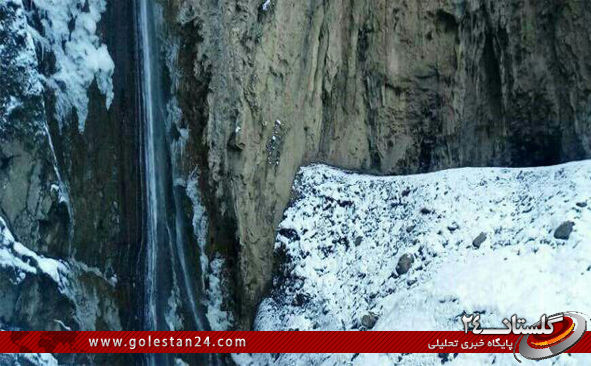 آبشار روستای زیارت در برف پاییزی به روایت تصویر