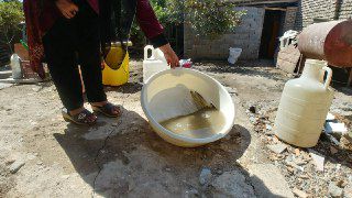 مردم روستای مامایی گرگان به جای آب، گل می خورند!