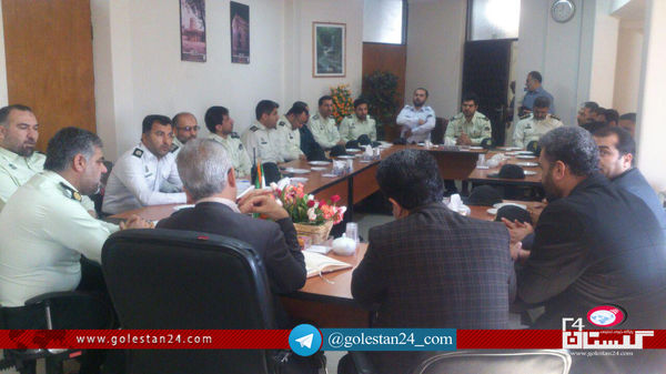 نشست فرماندار کردکوی با فرماندهان انتظامی و راهنمایی رانندگی برگزار شد