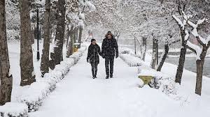 ادامه بارش برف و باران پراکنده و کاهش دما
