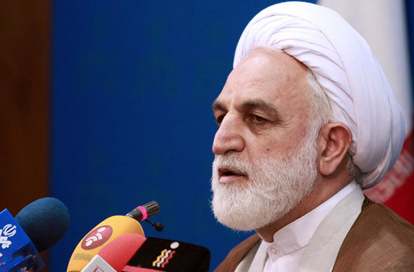 خبر بازداشت دو معاون احمدی نژاد تکذیب شد