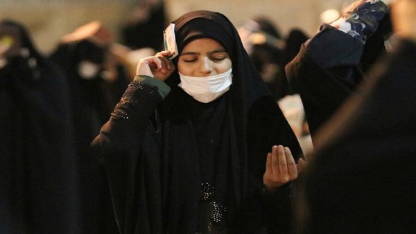 برگزاری سومین شب از لیالی قدر در گلستان
