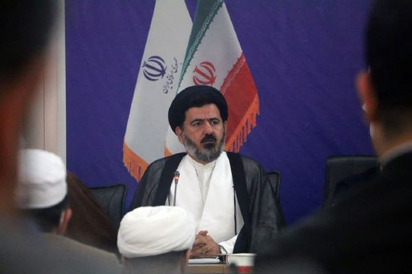 وقتی ایمان‌ها به هم می‌رسند؛ جلوه وحدت شیعه و سنی در دفاع از میهن