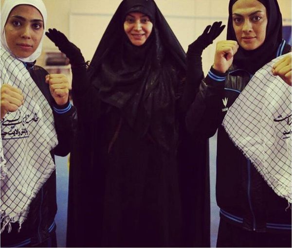 ماجرای چادری قهرمانان زن ووشو به نقل از الهام زهرایی (چرخنده) + تصاویر