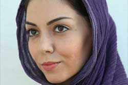 آزاده نامداری، وقتی یک ستاره پاپاراتزی خودش می شود!