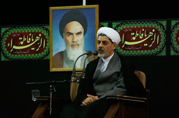 دانلود سخنرانی حجت الاسلام رفیعی در بیت رهبری/ شب دوم فاطمیه 95