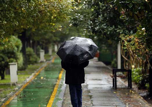 آغاز بارش باران در گلستان/ضرورت توجه به اخطارهای هواشناسی