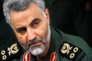 فیلم/ گریه سردار سلیمانی در شهادت شهید کاظمی