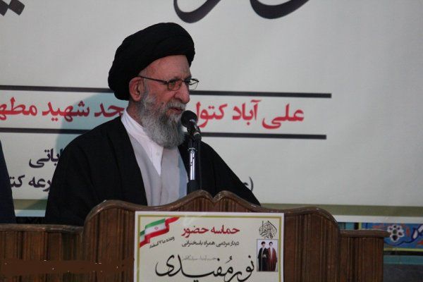 در میتینگهای سیاسی آقای نورمفیدی چه می گذرد؟+عکس