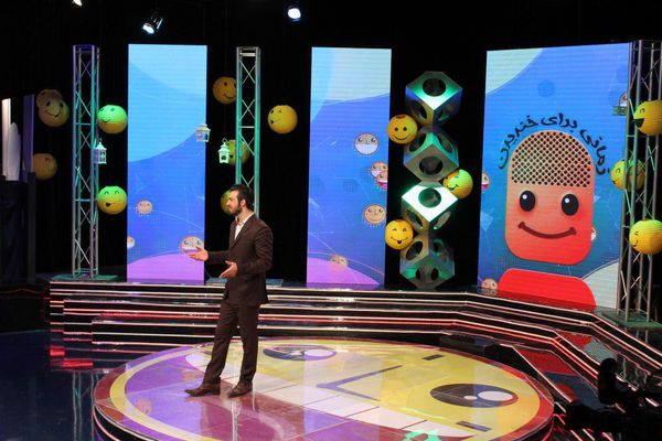 دانلود  نیمه نهایی زمانی برای خندیدن یکشنبه 20 فروردین 96