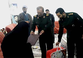 دیدار فرمانده سپاه نینوای گلستان با خانواده معظم «سردار شهید رحمانی» + تصاویر