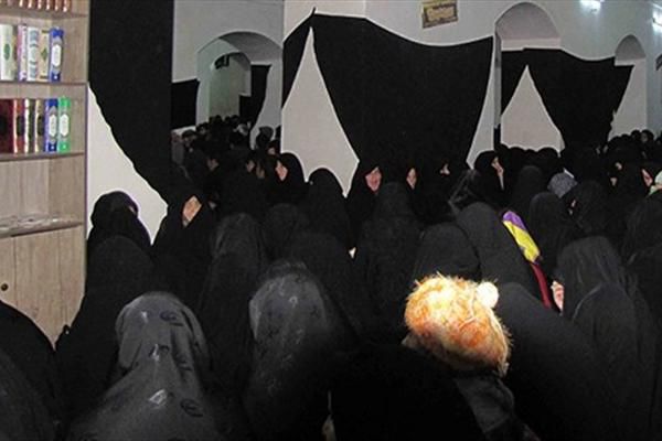 زنان آوازه خوان در لباس مداحی آفتی برای دین و عزاداری!