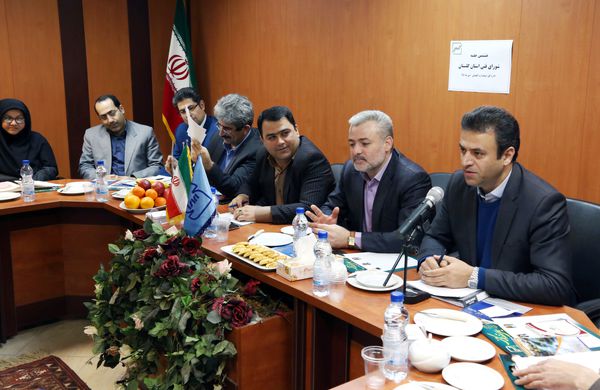 گسترش فرهنگ استفاده از کالاهای استاندارد با استفاده از فضای رسانه/ پلمپ آسانسورهای فاقد مجوز استاندارد
