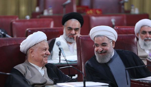 «پایان باز» دولت برای نمایش حقوق های نجومی: ادامه اشرافیت کارگزاران در لباس اعتدال