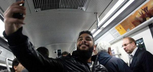 عکس / سلفی با قالیباف در مترو