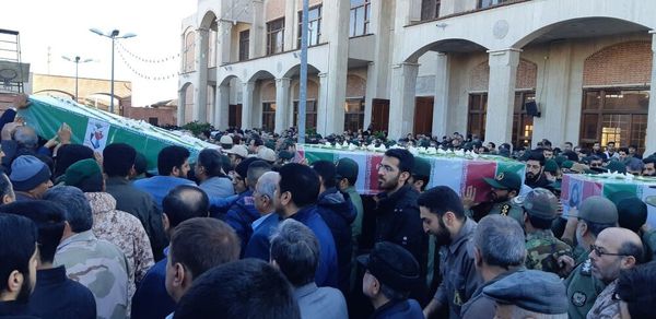 پیکر مطهر شهدای گلستانی سانحه هواپیمای اوکراین درگرگان تشییع شد