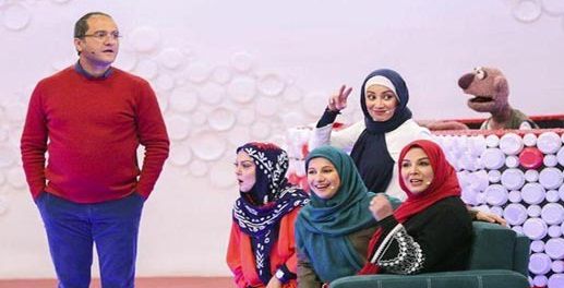 دانلود کلیپ مسابقه پرستو گلستانی، شهره سلطانی، لیلی رشیدی و بهاره افشاری به همراه جناب خان 