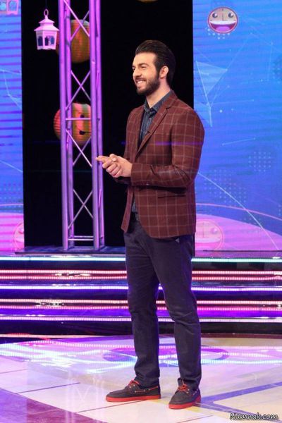 دانلود زمانی برای خندیدن چهارشنبه 9 فروردین 96 با اجرای علی غریب