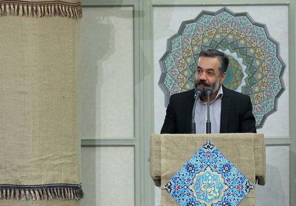 مداحی حماسی محمود کریمی(ای آبروی آبروداران عالم فاطمه ) در محضر رهبر انقلاب/ 27 اسفند 95 