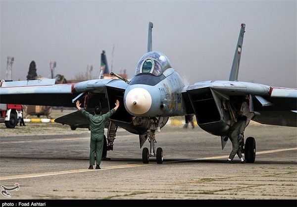 یک فروند جنگنده F۱۴ در اصفهان بازآماد شد 
