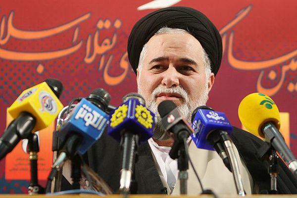 تفکر باز و صعه صدر از ثمرات تقریب مذاهب است/ انقلاب ما «اسلامی» و در مرزها محدود نیست