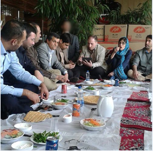 ناهار ۳میلیونی با حضور یاسر هاشمی و نماینده دانشگاه آزاد در فرحزاد + تصاویر