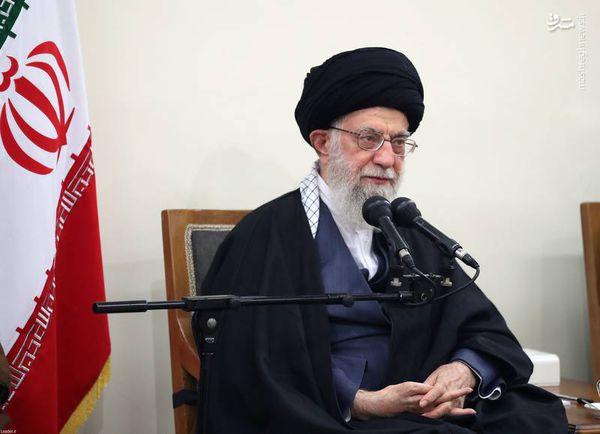 فیلم/ دیدار دست‌اندرکاران کنگره ۱۴ هزار شهید جامعه کارگری کشور با رهبر انقلاب