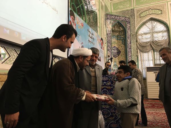 پایگاه خبری گلستان24 به عنوان رسانه برتر حوزه وقف معرفی و از خبرنگار این رسانه تجلیل بعمل آمد.