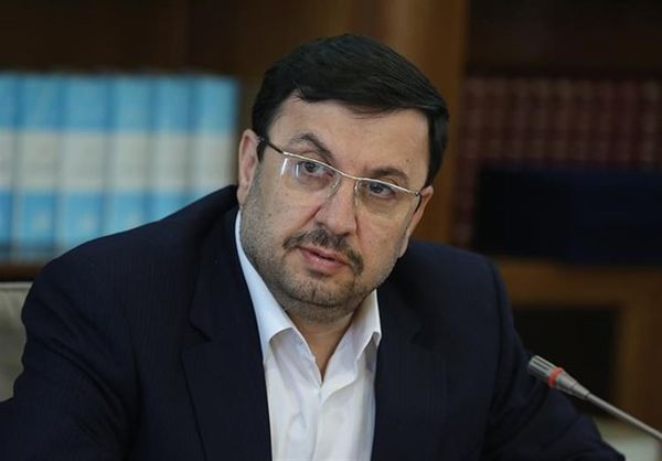 تلگرام باید جای خود را به یک پیام رسان داخلی بدهد