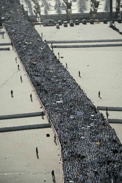 سازمان کنفرانس اسلامی مدیریت حج را از دست خاندان سعودی خارج کند