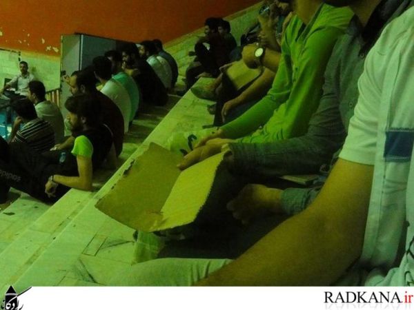 سالن تختی کردکوی سونای تماشگران در جام رمضان+عکس