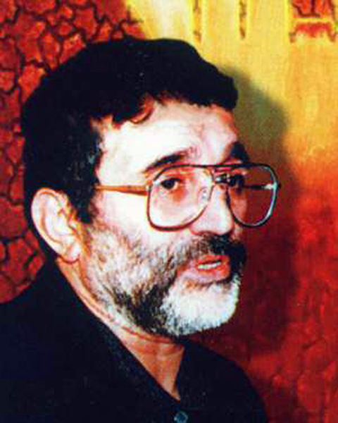  دانلود مداحی حاج منصور در آغاز رهبری آیت الله خامنه ای