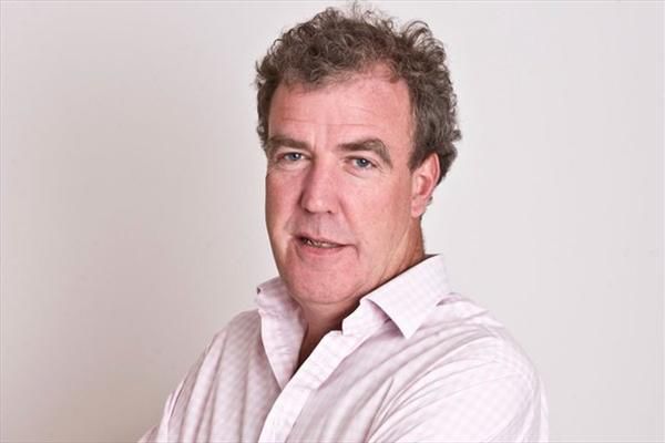 خودروی عجیب مجری مشهور جنجال به پا کرد!