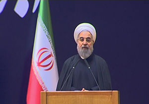 فیلم/ تعریف و تمجید روحانی از ظریف و صالحی و تشویق مستمر حضار