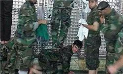 مدافعان حرم در حال غبارروبی حرم حضرت زینب(س)+عکس