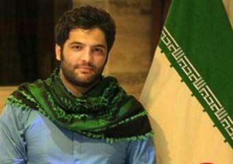 شهرداری اگر نمی تواند تابلوی های شهر را اصلاح کند خود مردم وارد صحنه می شوند