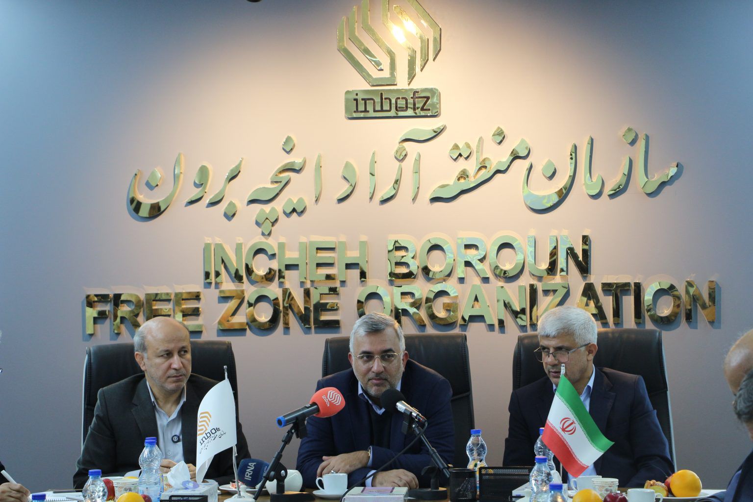 منطقه آزاد بدون سیاست خارجی یعنی صفر مطلق/بدون دیپلماسی نمی توان انتظار توسعه داشت